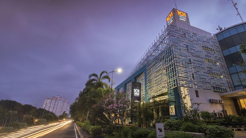 1O1 เออร์เบิน จาการ์ตา เกลาปา กาดิง Hotel ภายนอก รูปภาพ